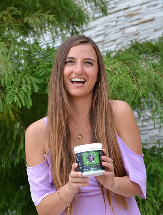 Claudia-Varga-Wild-Superfood-Complete
